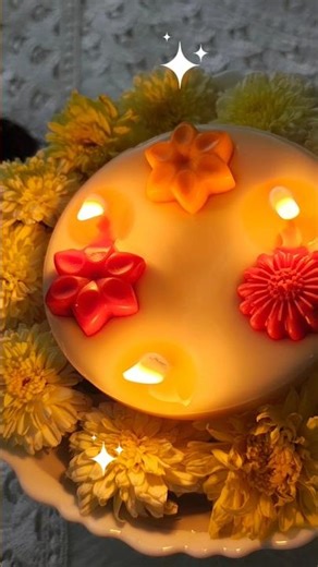 DIY Floral Blossom Candle | Layered Flower Embeds and Creamy Wax🪔🌷🌸