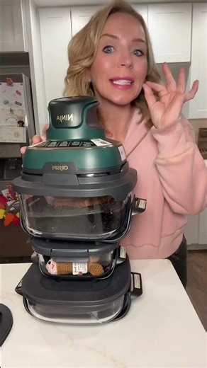 This little powerhouse is doing the most in my kitchen 😭🔥 Crispy Brussels? Perfect chicken?