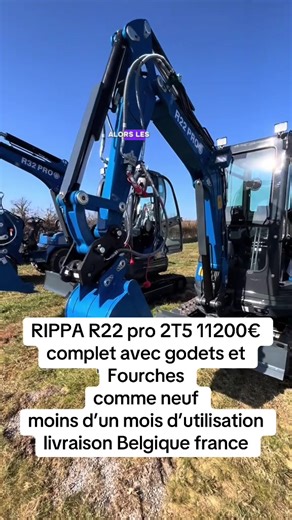 🚜🔥 À VENDRE – Mini-pelle RIPPA R22 PRO – 2,5 Tonnes 🔥🚜 Découvrez la PELLETEUSE PROFESSIONNELLE RIPPA R22 PRO, une machine fiable, puissante et parfaitement adaptée aux projets de terrassement, VRD, fondations, tranchées ou aménagement extérieur. 🔧 Caractéristiques principales : \t•\t⚖️ Poids opérationnel : environ 2 371 kg – machine robuste pour travaux exigeants. \t•\t🧠 Moteur : Kubota D1105 – Diesel 3 cylindres (refroidissement liquide). \t•\t⚡ Puissance : ≈ 18,5 kW / 25 CV à 3 000 tr/mi