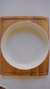 4 steps to make a balanced meal 👇🏼 1. Fill ~1/4 your plate with protein 2. Fill ~1/4 your plate with fiber rich carbs 3. Fill ~1/2 your plate with colorful fruit &/or veg 4. cook or garnish with healthy fats ✨Example: salmon potatoes veggies 💬 Let me know if your team leftovers or anti leftovers in the comments! ✅Follow @nourishment.nutrition for realistic & effective nutrition tips and healthy meal ideas! #mealprep #healthymeals #highprotein #dietitiansofinstagram #utahdietitian #nutritionti