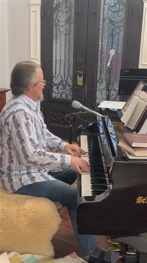 13K views · 917 reactions | I Exalt Thee (behind the scenes) #fblifestyle #gospelmusic | Julian Brock Gospel Piano | Facebook