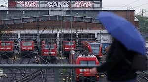 Video. German rail's longest train stoppage strands and angers millions
