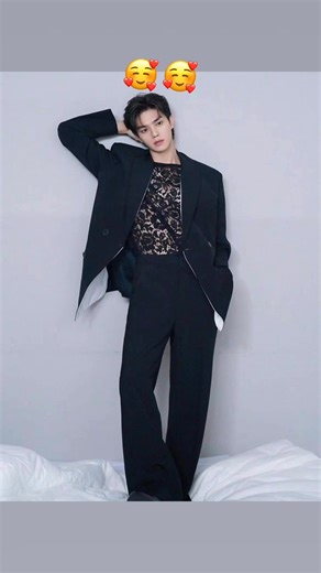 Radiating effortless style and serene elegance—love the bold lace detail paired with that sleek suit! 😍✨ | ՏϴΝᏀ ᏦᎪΝᏀ ϴffᏆᏟᏆᎪᏞ