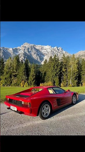 This Is What Driving a Ferrari Testarossa Feels Like