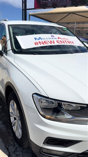 🔥🚗 NUOVO ARRIVO MICCICHÉ AUTO: LA TIGUAN CHE TUTTI CERCANO. 🔥 🚗 VOLKSWAGEN TIGUAN 2.0 TDI 150 CV DSG COMFORTLINE 📅 10/2020 📍 Solo 169.000 km Se cerchi una SUV solida, affidabile, spaziosa e con il motore giusto, questa Volkswagen Tiguan è una di quelle occasioni che mettono d’accordo tutti. 😈 Parliamo della configurazione più intelligente e ricercata: il collaudatissimo 2.0 TDI da 150 CV, perfetto per chi vuole prestazioni equilibrate, consumi contenuti e grande affidabilità, abbinato al 