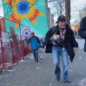 104K views · 106 reactions | Vancouver’s Downtown Eastside is notoriously known as the "worst street" in North America and it's a short walk from tourist attractions  | UNILAD Adventure | Facebook