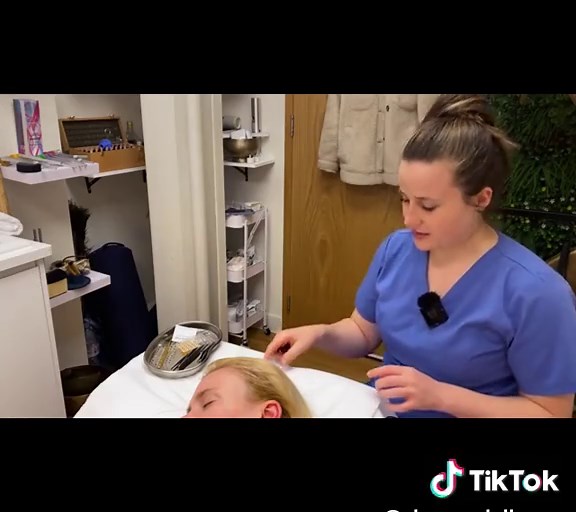 Part 2? #asmrunintentional #unintentionalasmr #satysfyingvideo #asmrvideo #odllysatisfyingvideo #viralvide #softvoice #sofspoken #realpersonasmr#viralvideos #auricularacupuncture #auriculotherapy