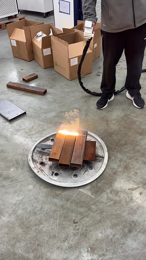 31K views · 197 reactions | #Laser cleaning machine # Laser rust removal machine # Steel plate, steel structure cleaning # Cylinder rust removal | Metal Marking Machine | Facebook