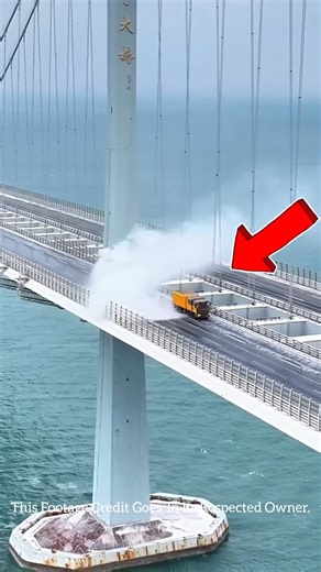 China Clears Snow Using Jet Engine Mounted Truck #shorts #ramkarnan