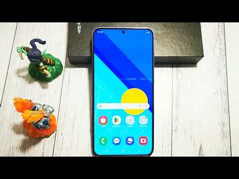 😊💡🔤 How to Enable Emoji Suggestions on Samsung Galaxy S24+ Keyboard 🎉