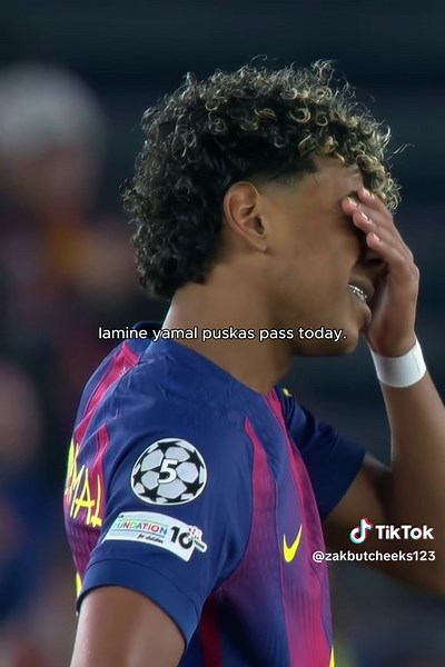 what is lamine doing / the best player in the world 🤣🤣. #championsleague #footballedits #realmadrid #barcelonafc🔴🔵 #newcastle #lamineyamal