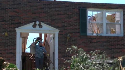 EF-3 tornado damages homes, causes minor injuries in Union County, KY