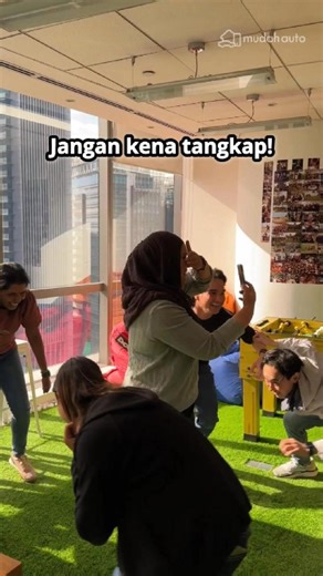 LARGEST CAR SALE MULA ESOK🚨🔥 Mudah Auto datang lagi dengan diskaun kereta terbaik khas untuk korang 😍 Jangan tunggu esok baru nak browse. Klik 👉 bit.ly/4mZ5QPu sekarang & siap sedia untuk rebut kereta impian korang! 🚗💨� . �#MudahMY #MudahAuto #LargestCarSale #CarDealsMY #CarPromo #KeretaMalaysia #PromoKereta | Mudah.my
