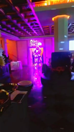 LED Robots & Big Celebrity Heads