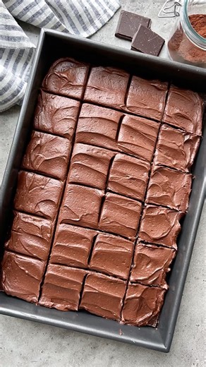 CHOCOLATE SHEET CAKE