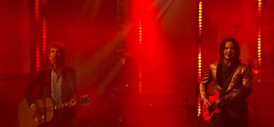 Watch the Raconteurs Roll Through 'Help Me Stranger' on 'Colbert'