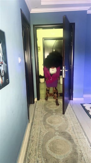 Who's at the door? 😱 They took Mimi! 😳 #explore