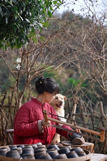 Pai Gow—a dominoes game, an intangible cultural heritage from the Song Dynasty, passed down for thousands of years through dice-throwing and point-counting. | Nowi