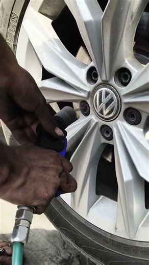 Volkswagen Car Tyre Opening Trick 🙂|| How To Remove Tyre from Car || #shorts #viral #trending #cars
