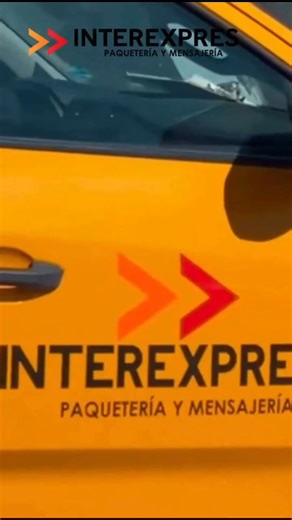 ¡En Interexpress tenemos los mejores vehículos para la entrega de tu paquetería! 🚚⚡️ Nuestra flota está equipada para brindar velocidad, cuidado y confianza en cada envío. 🚚 📦💨 Con nosotros, tu paquete siempre llega a tiempo y en las mejores manos. 🧡❤️ #entrega #servicio #rapiez | Interexpress