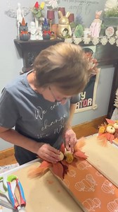 55K views · 1.3K reactions | Check out this adorable sign that I made from Walmart Fall items and it only cost $12!殺殺 | The Crafty Decorator | Facebook