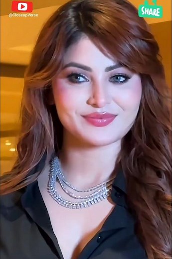 Urvashi Rautela Hot Expressions Vertical Edits | Bollywood Actress Lips Closeup 4K HDR Videos