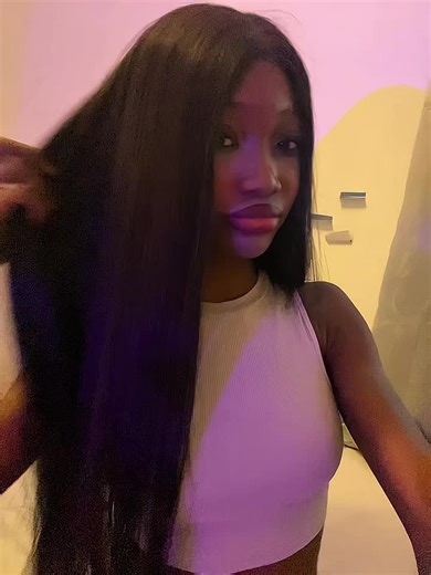 I look so DEVINE😍 @Petra🧝🏾‍♀️ said I should post, DEVINE REPLY ME NAU😔 you guys my bf Dey air me should I tag him? #fyp #fy #devine #viral #prettygirl