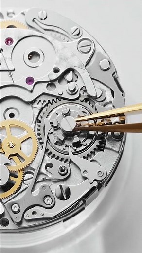 Precision: The Speedmaster 38 mm | OMEGA