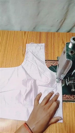 how to make blouse kaj button Patti stitching 🪡#easy #fashion #viralshort #ytshorts #gayatrichauhan