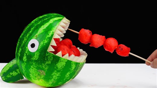 15 Watermelon LifeHacks and Party Tricks