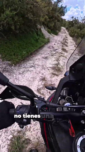 LA RIEJU 307 de serie ES IGUAL que la Voge 300 Rally