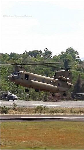 How Do Chinook Pilots Fly This Beast? #ch47chinook