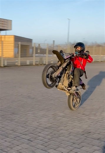 Kovi advance free ride 300🔥 #kovi #motard #moto #кові #мотард @Foxଘ монтував