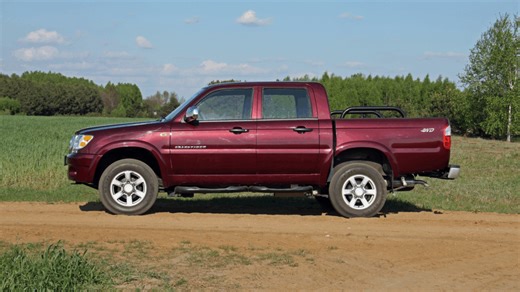 5-Year-Old Dies in ‘Tragic Accident’ After Falling Out of Bed of Pickup Truck Driven by Her Dad