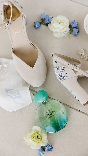 We know just how tricky invite wording can get, remember that it’s YOUR day! Here’s a few different ways to say “No Kids Please” on your invites: (p.s. every tuesday we post tips like this! follow for more!) - We love your little ones, but this time, it’s just for grown-ups! Please join us for an adults-only evening of love and laughter. - We adore your kiddos, but our wedding will be a child-free affair. Treat yourself to a night of celebration and dancing—kid-free! - While we love your little 