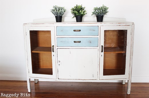 Mineral Paint vs. Chalk Paint | A side-by-side comparison