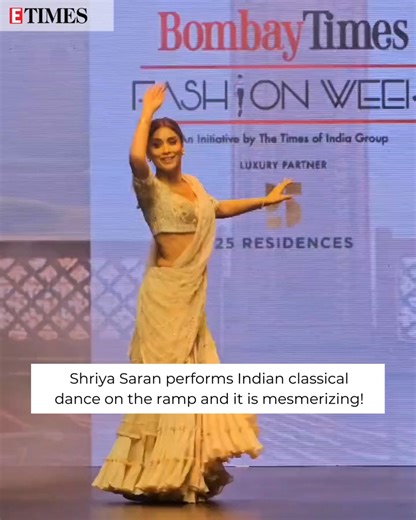 During the #BombayTimesFashionWeek, Shriya Saran's performance of Indian classical dance on the ramp was truly mesmerizing! #ShriyaSaran #classicaldance #indianclassicaldance | ETimes