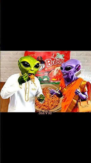 ALIENS Try Buldak Spicy Chicken Kimchi Noodles?! 👽🌶️ #shorts #viral #buldak