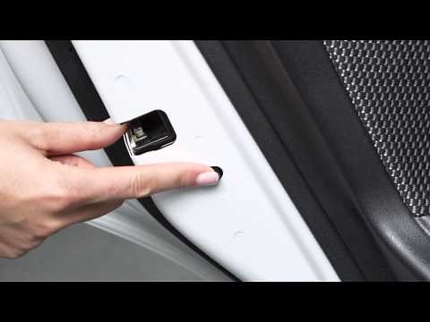 2016 NISSAN Versa Note - Child Safety Rear Door Locks