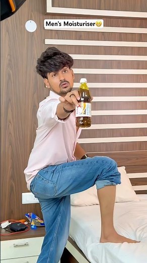 Apna Moisturiser toh yhi h🤷‍♂️ #prashulovers #prasvcreation #layekfam #comedy #prashantrajput