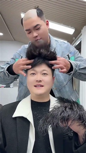 A hairstyle determines a person's level of attractiveness.😄#tóc giả nam #tóc giả#メンズウィッグ #ウィッグ