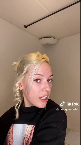 It looked amazing on day 2! #hairtok #pencilcurls #curlyhair #haircurlingtutorial #beauty #moniqueking #hairstyletutorial #smallcurls #curlswithstraightner #beautytok #tutorial