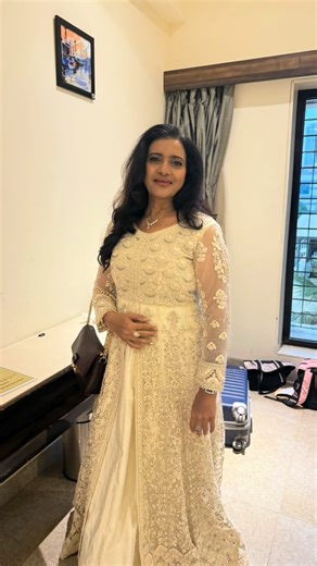 Dimple shah | Makeup and hair by me | Instagram