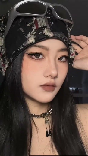 Flirty Freckle Makeup: Breaking Sweet Stereotypes