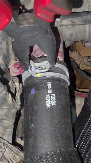 Cooling water pipe Spring Clamp opening ticks. #auto #work #shorts #ideas #automobile