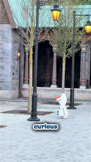 Is Olaf REALLY Alive at Disneyland? #shorts (@chrisjamesgolds/TT)