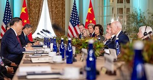 Stopping the Spiral: Threat Perception and Interdependent Policy Behavior