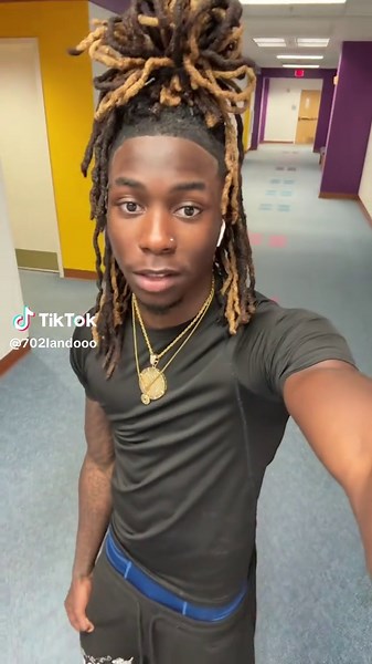 Yall fw the man bun#fyp | How To Do A Man Bun