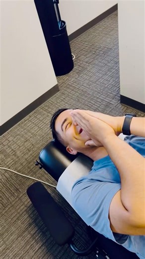 🤩 Full Body Adjustment #asmr #chiropractornearme #chiropractic #asmr #Illinois #adjustment