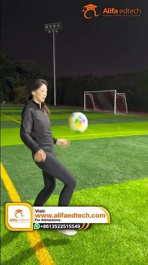 Woman's Impressive Football Skills (Night Practice Session)